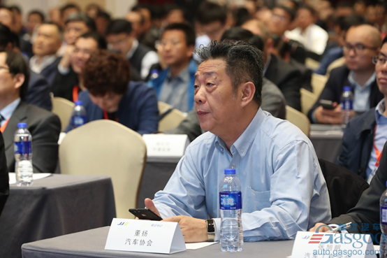 電動汽車，電動汽車百人會，中美貿(mào)易戰(zhàn)，外資股比限制,新能源汽車外資股比,中美貿(mào)易戰(zhàn)