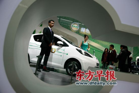 業(yè)內(nèi)人士稱，中國新能源汽車產(chǎn)業(yè)發(fā)展的瓶頸問題比較嚴(yán)重。徐曉林 早報(bào)資料 