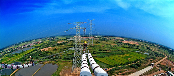 全國人大代表、湖北省電力公司總經(jīng)理尹正民