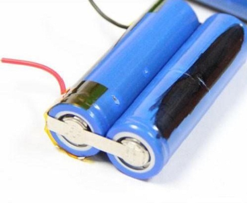 圖1:移動電源中鋰電池