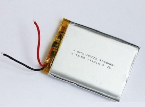 圖4:移動電源內(nèi)部的鋰聚合物電芯