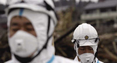 “東電表示，正采取清理受污染土壤、在儲(chǔ)水罐周圍增加沙袋等方式阻止污染范圍擴(kuò)大。”