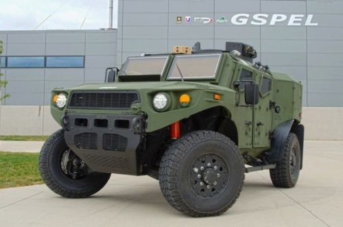 美軍方打造新型混動(dòng)軍用卡車